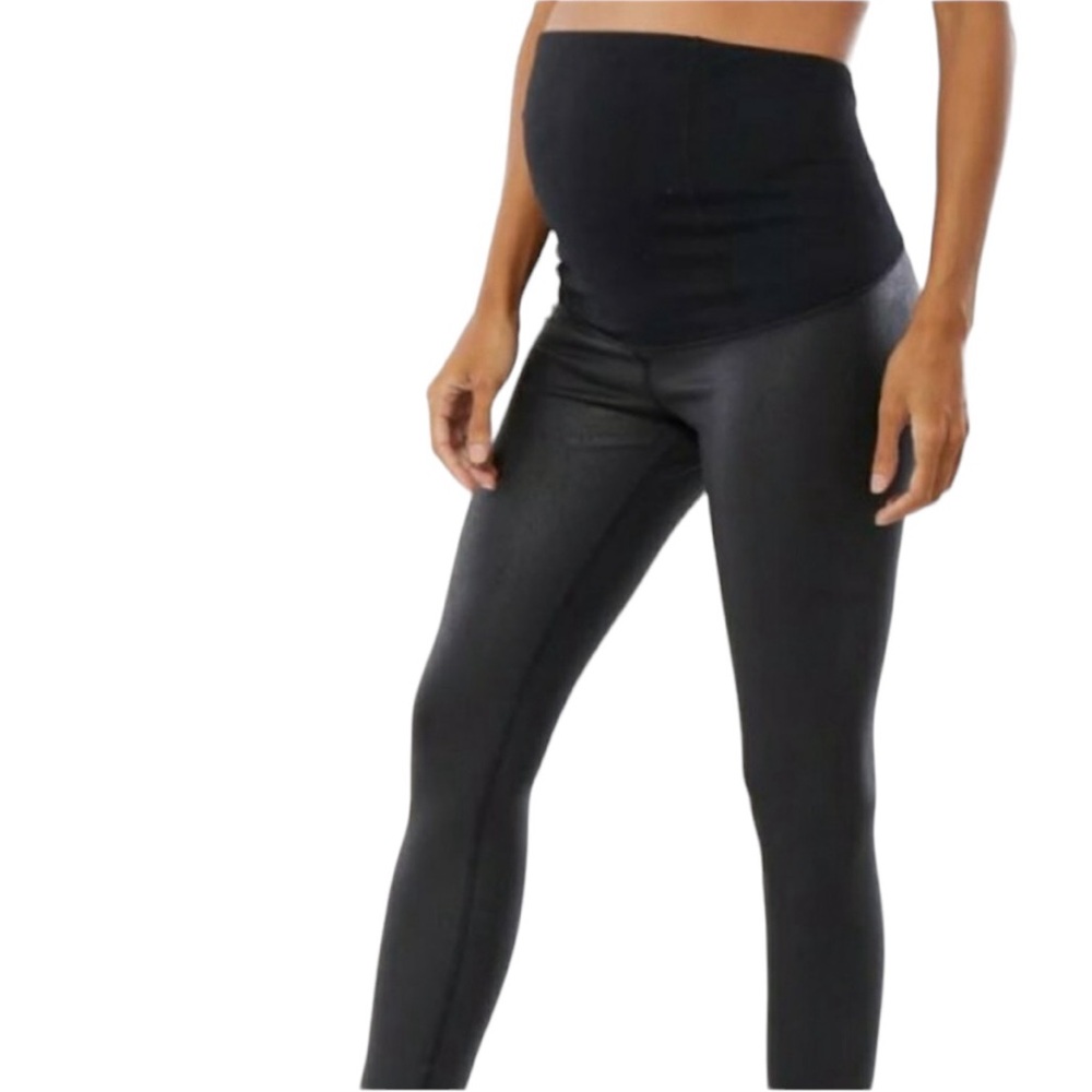 Ingrid & Isabel Black Maternity Leggings